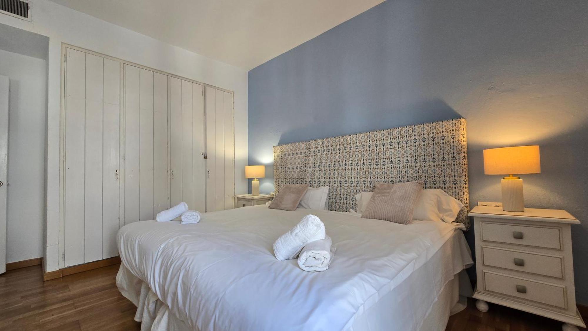 2 Bedroom Frontline Puerto Banus Views Rdr299 *